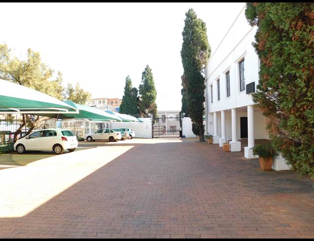 610M² OFFICE FOR SALE IN FERNDALE